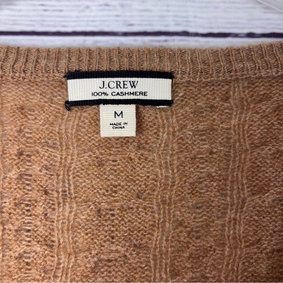 J. Crew Camel Cable Knit V Neck Cashmere Sweater Size Medium - Picture 6 of 8